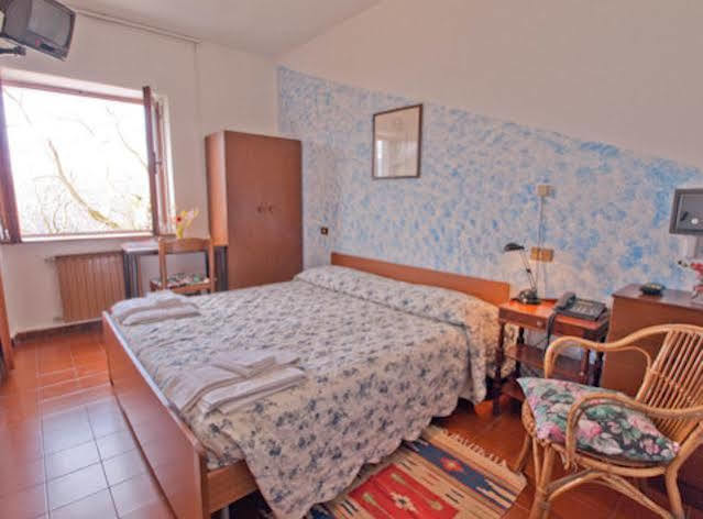 Hotel Rondanino Lanzo dʼIntelvi מראה חיצוני תמונה