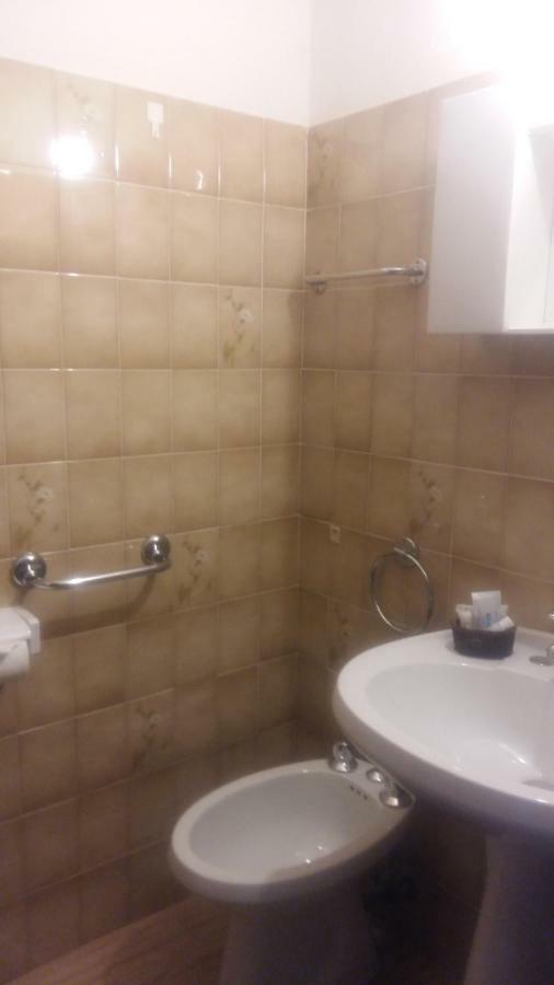 Hotel Rondanino Lanzo dʼIntelvi מראה חיצוני תמונה