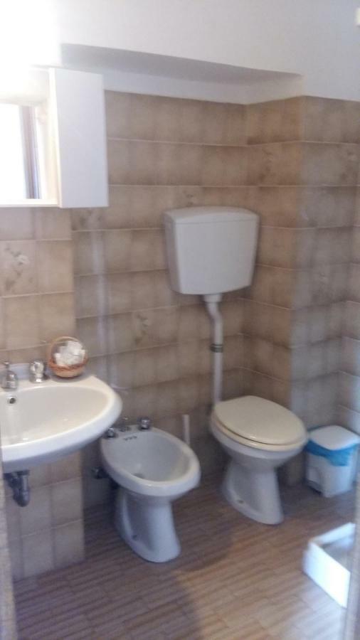 Hotel Rondanino Lanzo dʼIntelvi מראה חיצוני תמונה